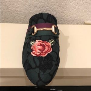 COMMENT & OFFER FOR PRICE DROP⬇️⬇️😊